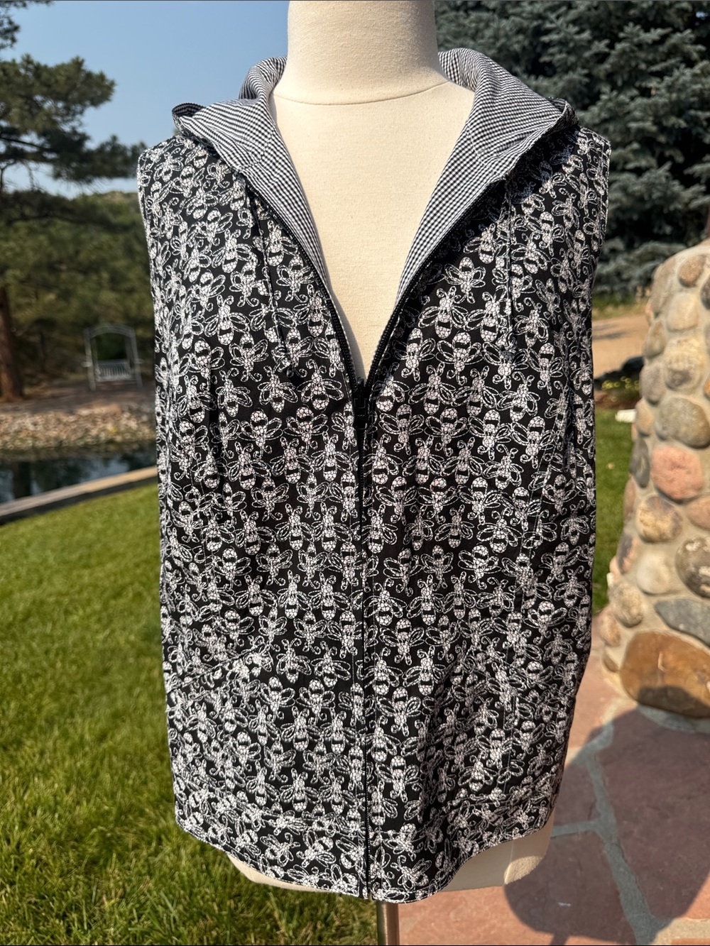 Cj banks Reversible Zip Hoodie Vest Bees on one side and Gingham on the other